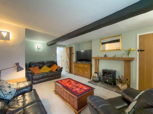4 bed Semi-Detached for sale Image 12
