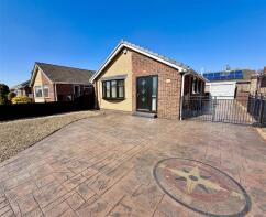172, Sandgate Drive, Kippax, Leeds LS25 7QR