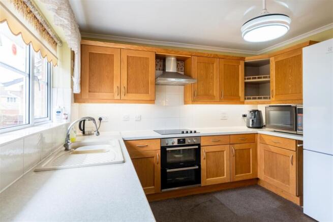 Trafalgar Close, Kingsmead photo 4