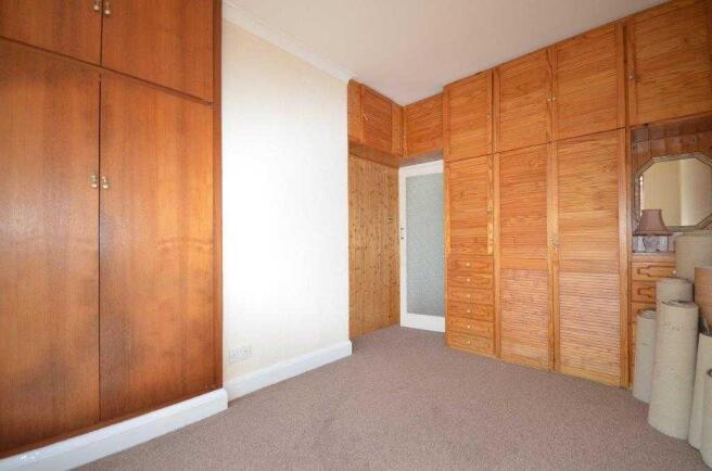 Bedroom 1 continued