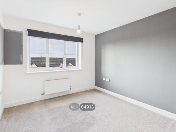 2 bed Apartment to rent Image 8