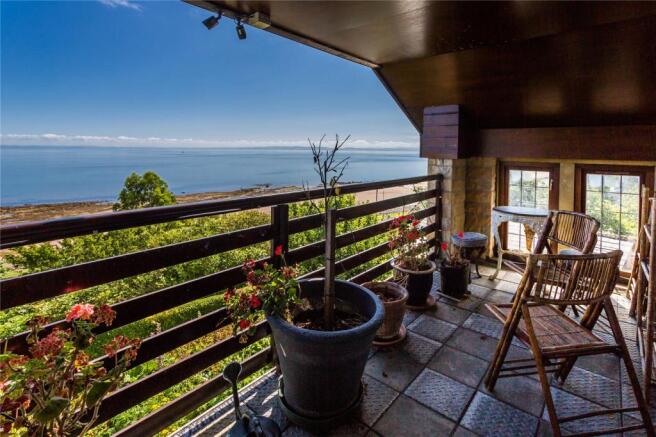 Balcony - Master