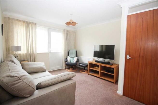Living Room / Dining