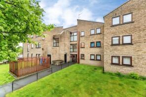 4, Springfield Court, Banksfield Avenue, Yeadon, Leeds LS19 7XW