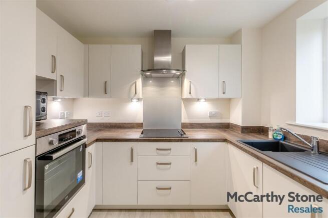 1 bed Apartment for sale Image 6