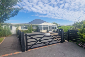 Beach Cottage, Alexandra Court, Southlands Road, Rhyl LL18 5BG