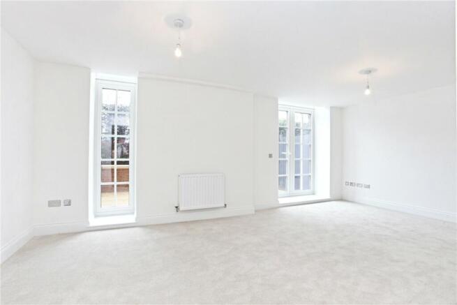 2 bed Apartment to rent Image 5