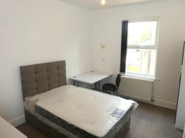 29, Longford Place, Manchester M14 5QF