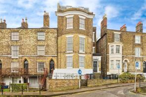 Flat 5, York House, London Road, Dover CT17 0SY