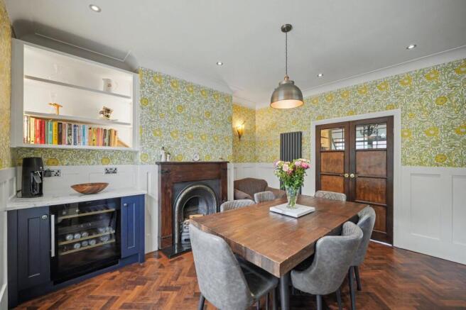 4 bed Semi-Detached for sale Image 10