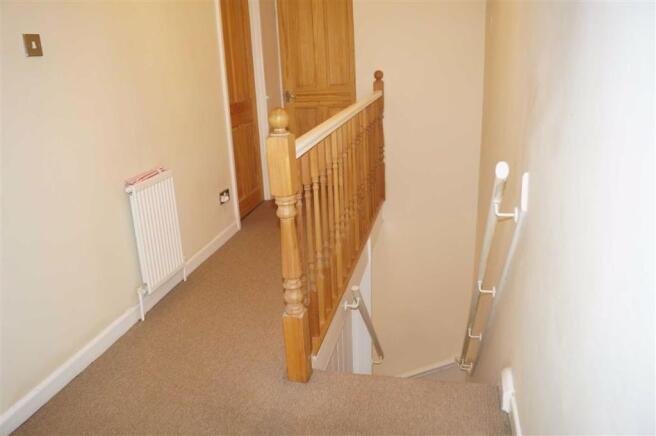 STAIRS/LANDING TO FIRST FLOOR