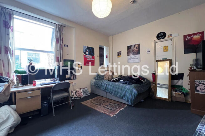 5 bed Terraced to rent Image 5