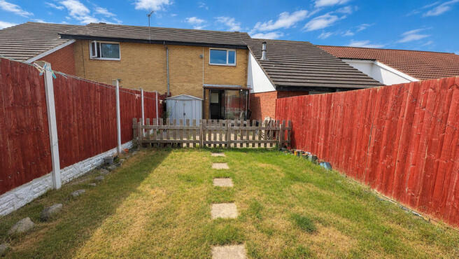 2 bed Terraced for sale Image 10