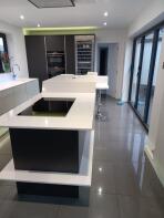 Brakenwood, Pentre Hill, Flint CH6 5QN