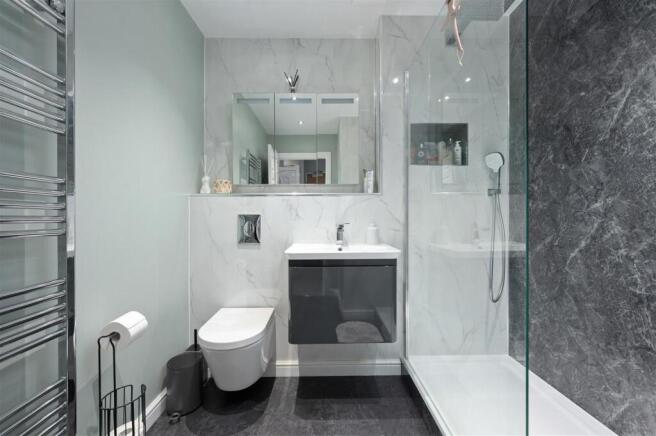 129LadyCambpellsCourt012.JPG