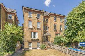 Flat 4, 168, Peckham Rye, London SE22 9QA