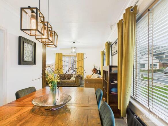 3 bed Bungalow for sale Image 5