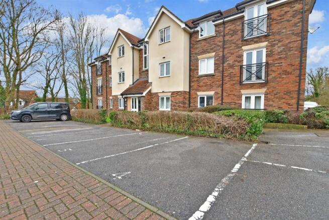 Driveway/Parking