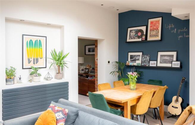 4 bed Semi-Detached for sale Image 11