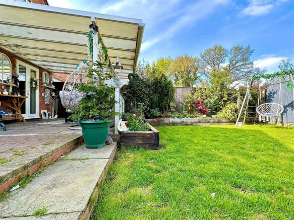 terrace & garden