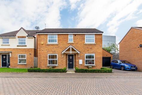 Ministry Close, Benton, Newcastle Upon Tyne, NE7