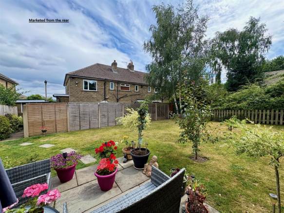2 bed Flat for sale in elland