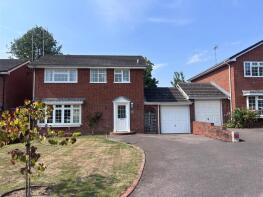 29, Dickins Way, Horsham RH13 6BQ