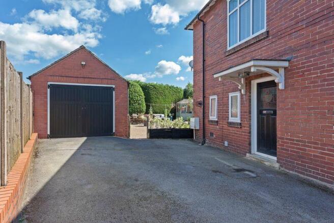DRIVEWAY & GARAGE