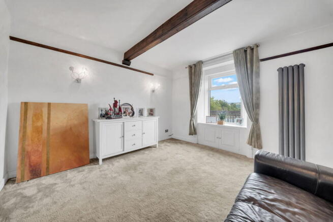 3 bed Terraced for sale Image 7