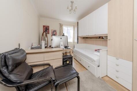 Silverbell Court, Hoptree Close, Woodside Park N12