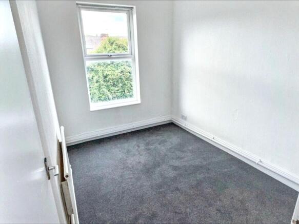4 bed Terraced for sale Image 11