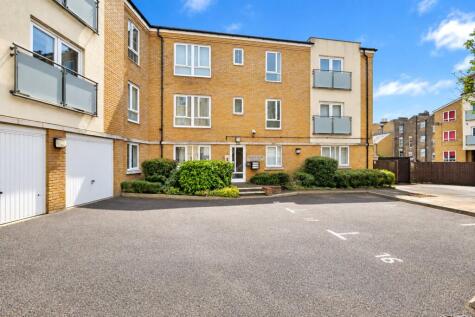 Lyon Court, High Street, Rochester, Kent, ME1