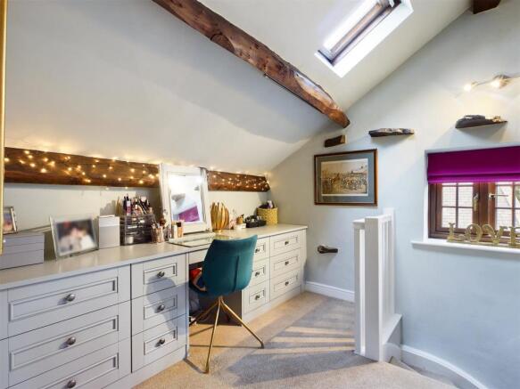Dressing Area.jpg