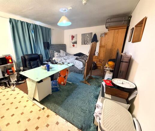Bedroom.jpg