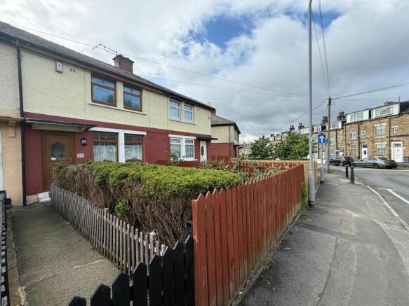 2 bed Terraced for sale Image 9