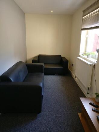 5 bed House Share to rent Image 9