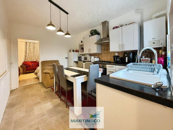 04b27902-8-4DFC-8...