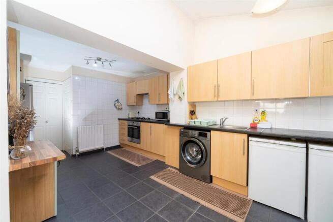 Kitchen: