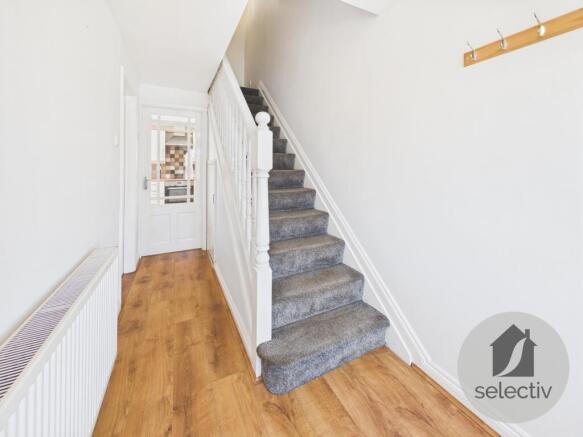 3 bed Semi-Detached for sale Image 8