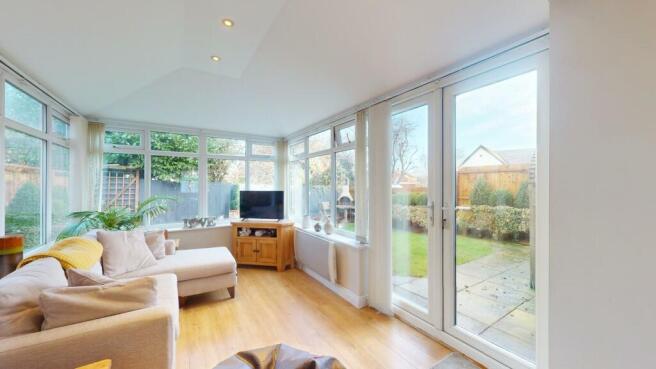 CONSERVATORY/DAY LOUNGE