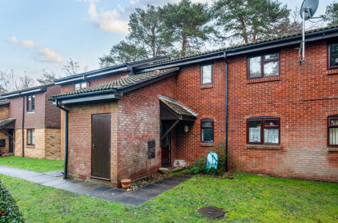 Habershon Drive, Frimley, Camberley, Surrey, GU16