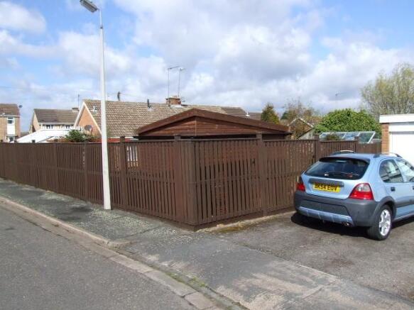 Garage/parking