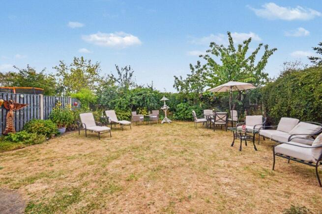 4 bed Detached for sale Image 8