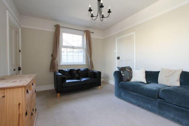 LOUNGE 3