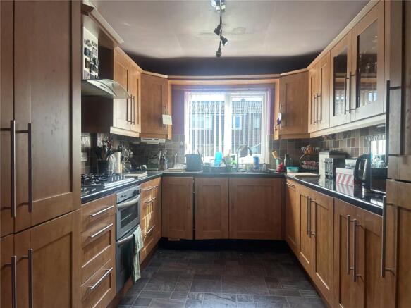 2 bed Terraced for sale Image 5