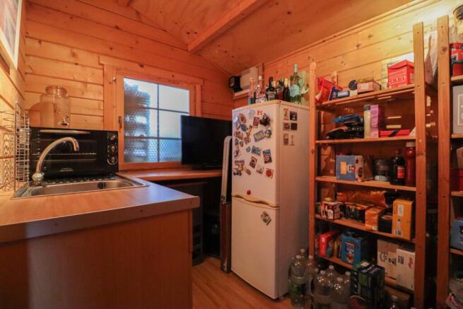 Photo 32