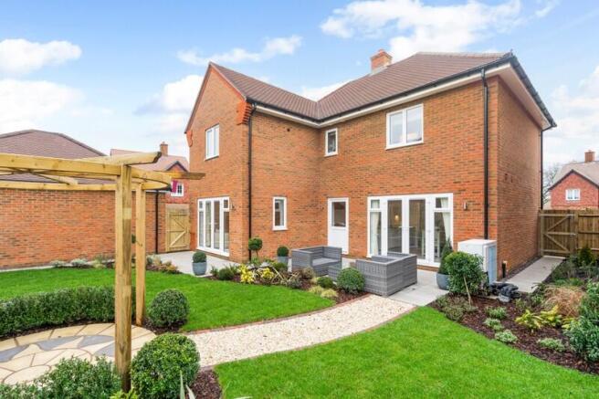 The Marlborough, Willow Fields, Cranleigh, GU6 photo 4