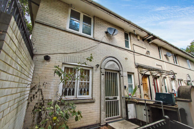 19 Rossendale Way, Camden, London, NW1 0XB