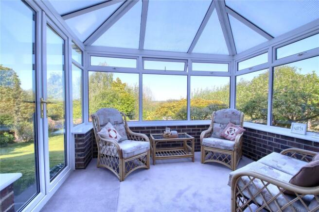 4 bed Detached for sale Image 7