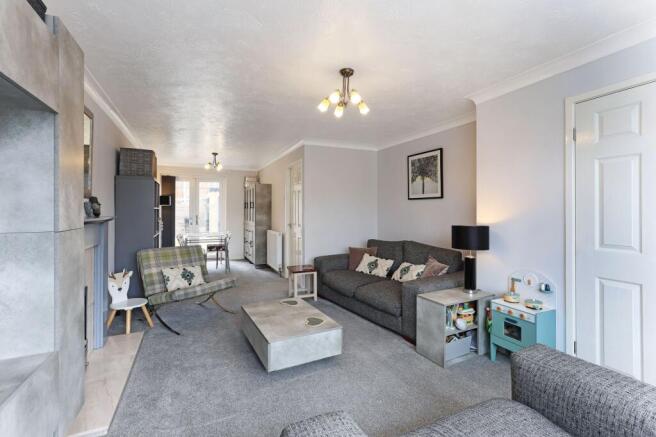 3 bed Detached for sale Image 8